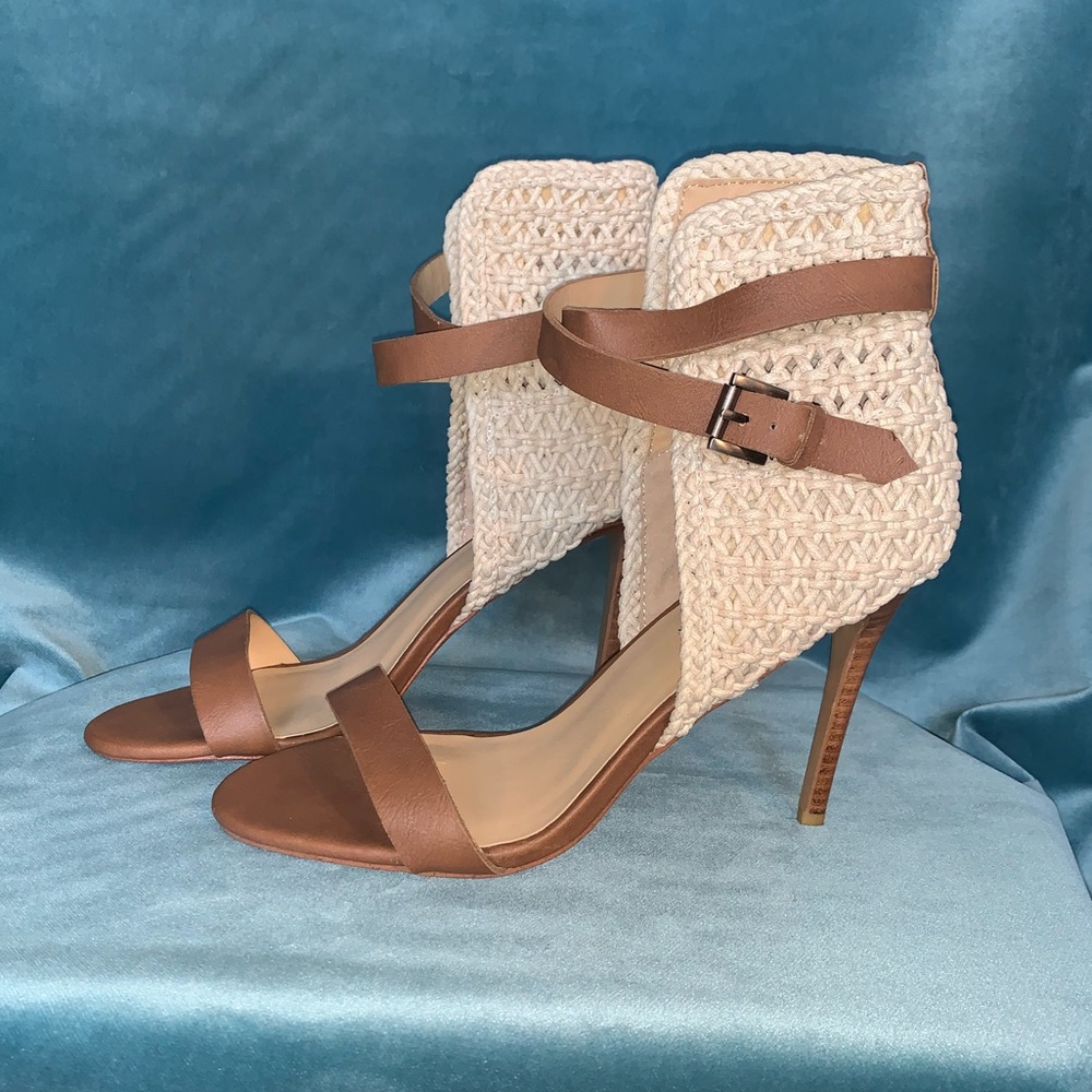 Joe’s Jeans heels. Size 9M.